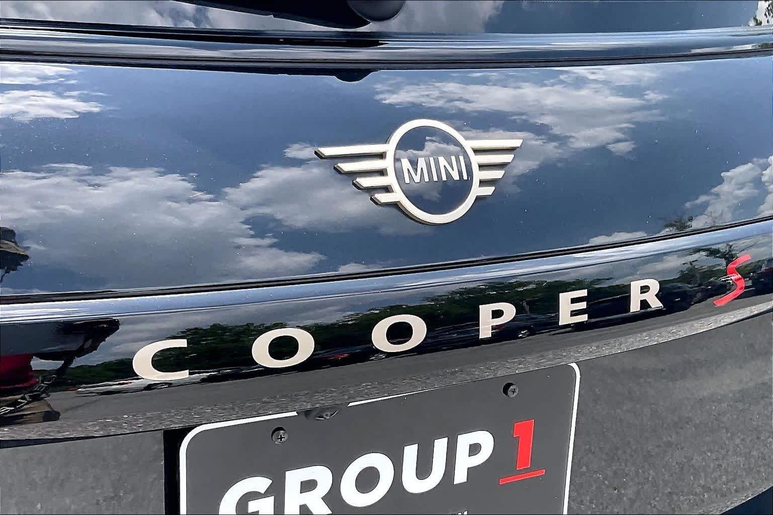 Used 2025 Midnight Black II MINI Cooper S image 29
