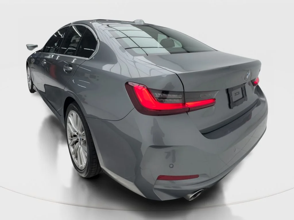 Used 2024 Gray BMW 330i image 10