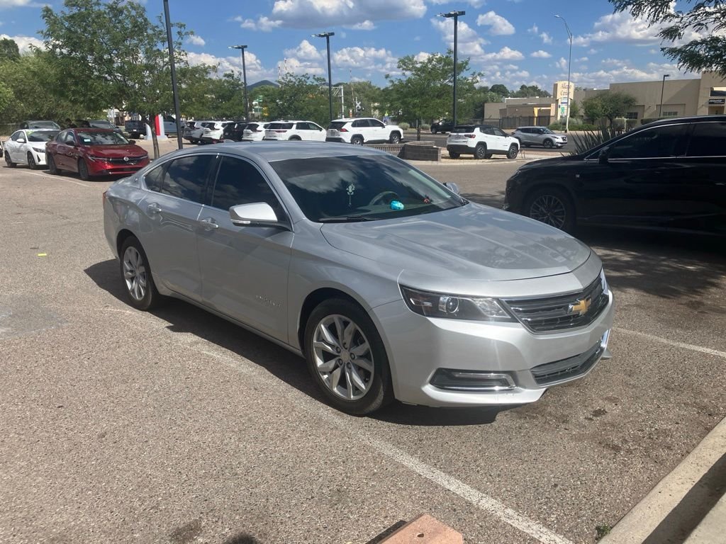Used 2018 Silver Chevrolet LT image 3