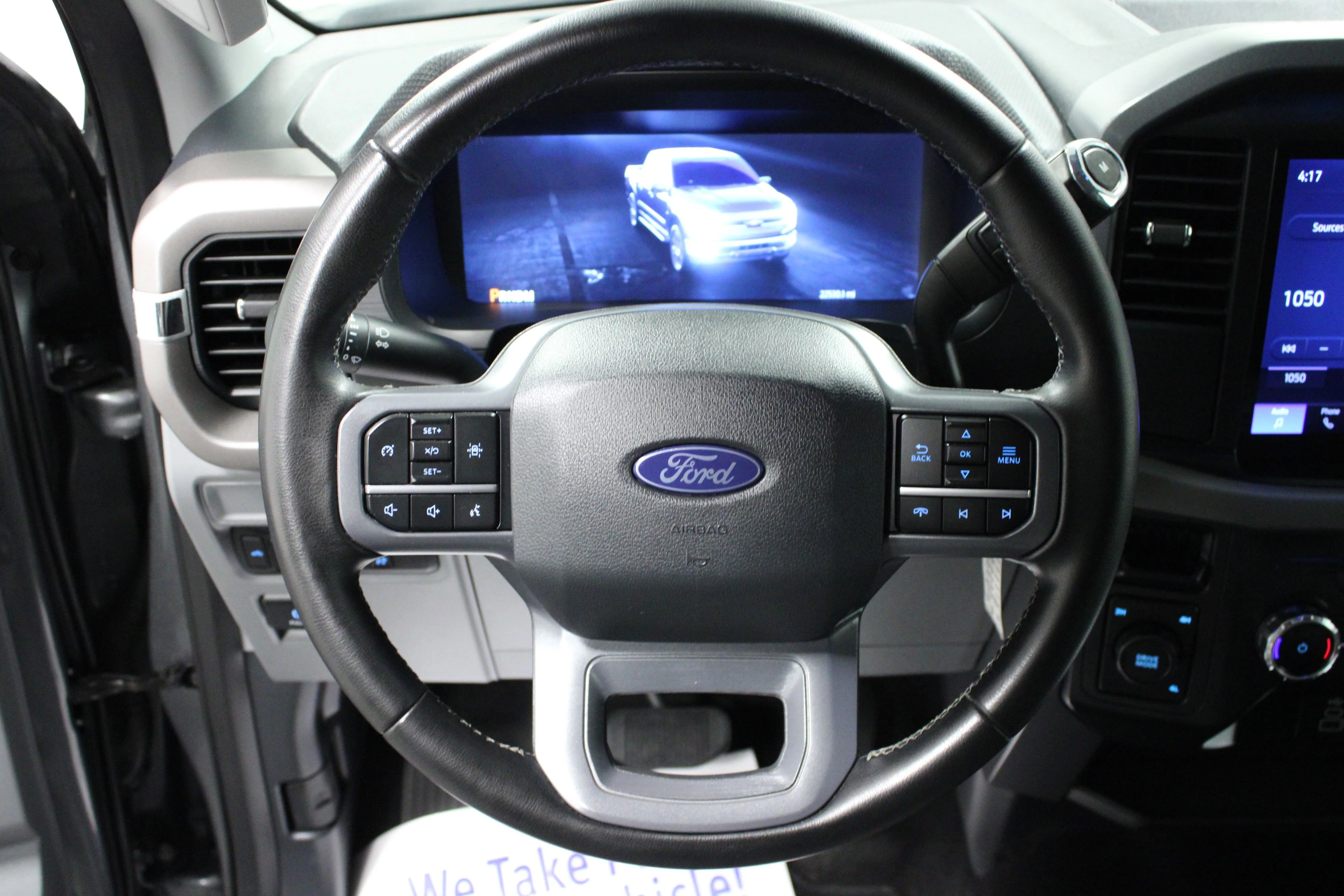 Used 2025 Carbonized Gray Metallic Ford XLT image 17