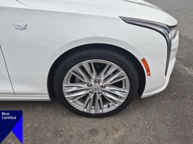 Used 2022 White Cadillac Premium Luxury image 10