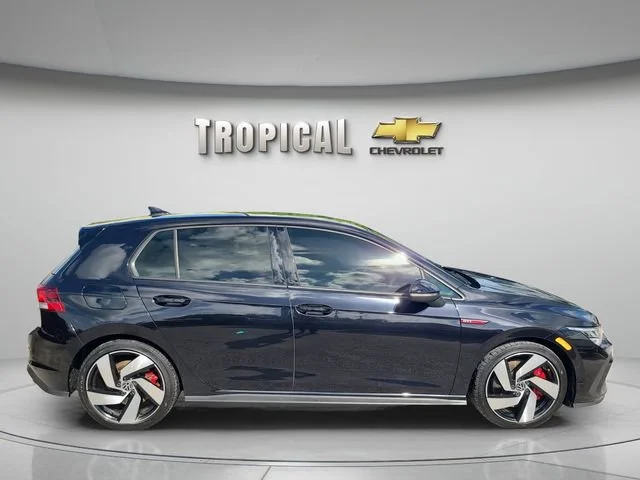 Used 2022  Volkswagen S image 6