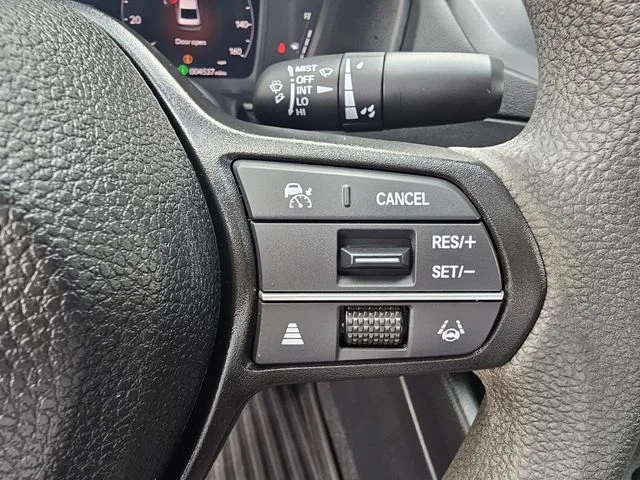 Used 2025  Honda SE image 27