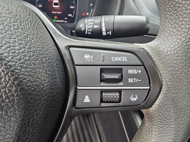 Used 2025  Honda SE image 27