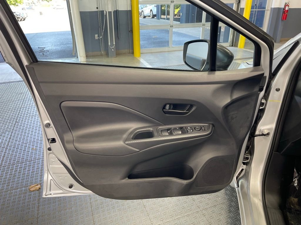 2025 Nissan Versa Sedan S - Photo 17