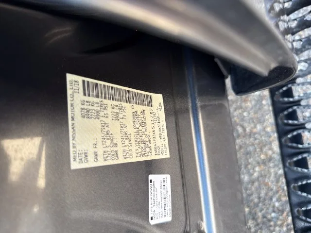Used 2019 Gray Nissan S image 27