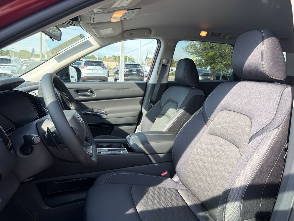 New 2026 Nissan Pathfinder SV 4D Sport Utility
