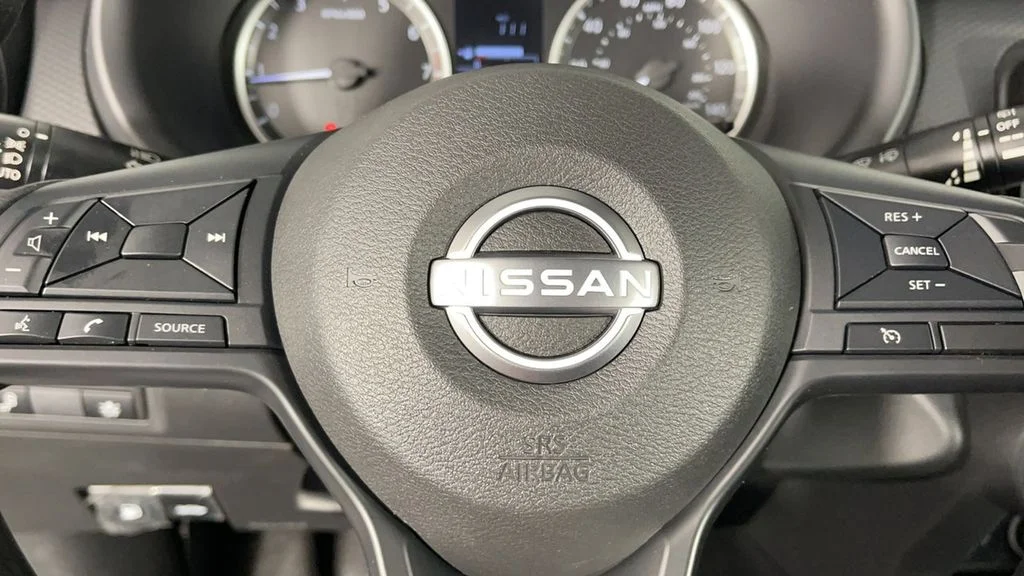 2025 Nissan KICKS PLAY Base - Photo 25