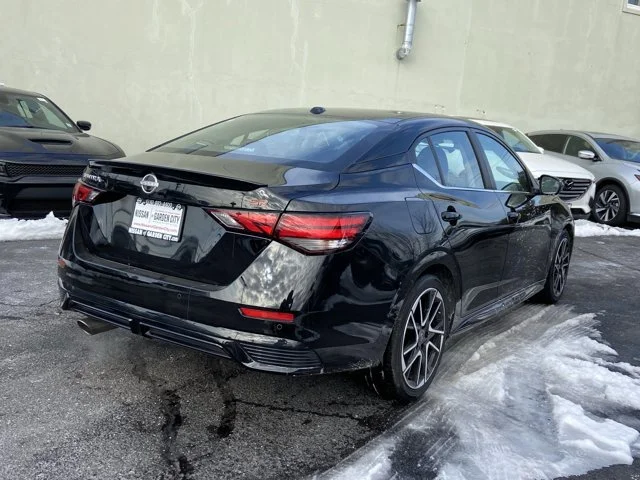 Certified Used 2025 Super Black Nissan SR image 4