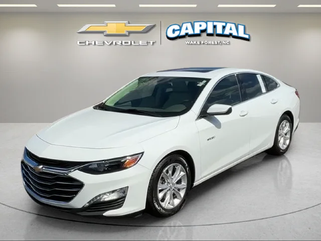 Used 2019 SUMMIT WHITE Chevrolet LT image 1