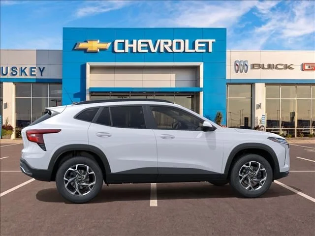 New 2026 White Chevrolet LT image 5