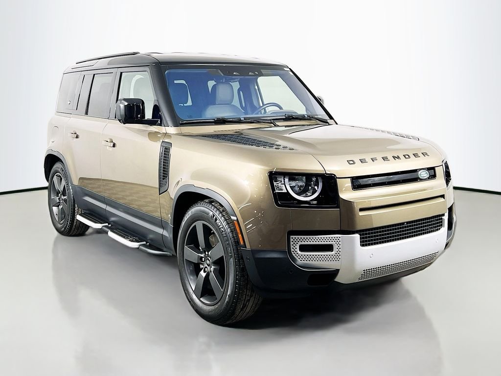 Used 2021 Gondwana Stone Metallic Land Rover S image 3