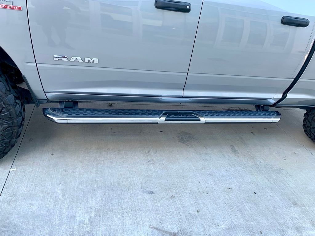 Used 2023 Silver Ram Big Horn image 46