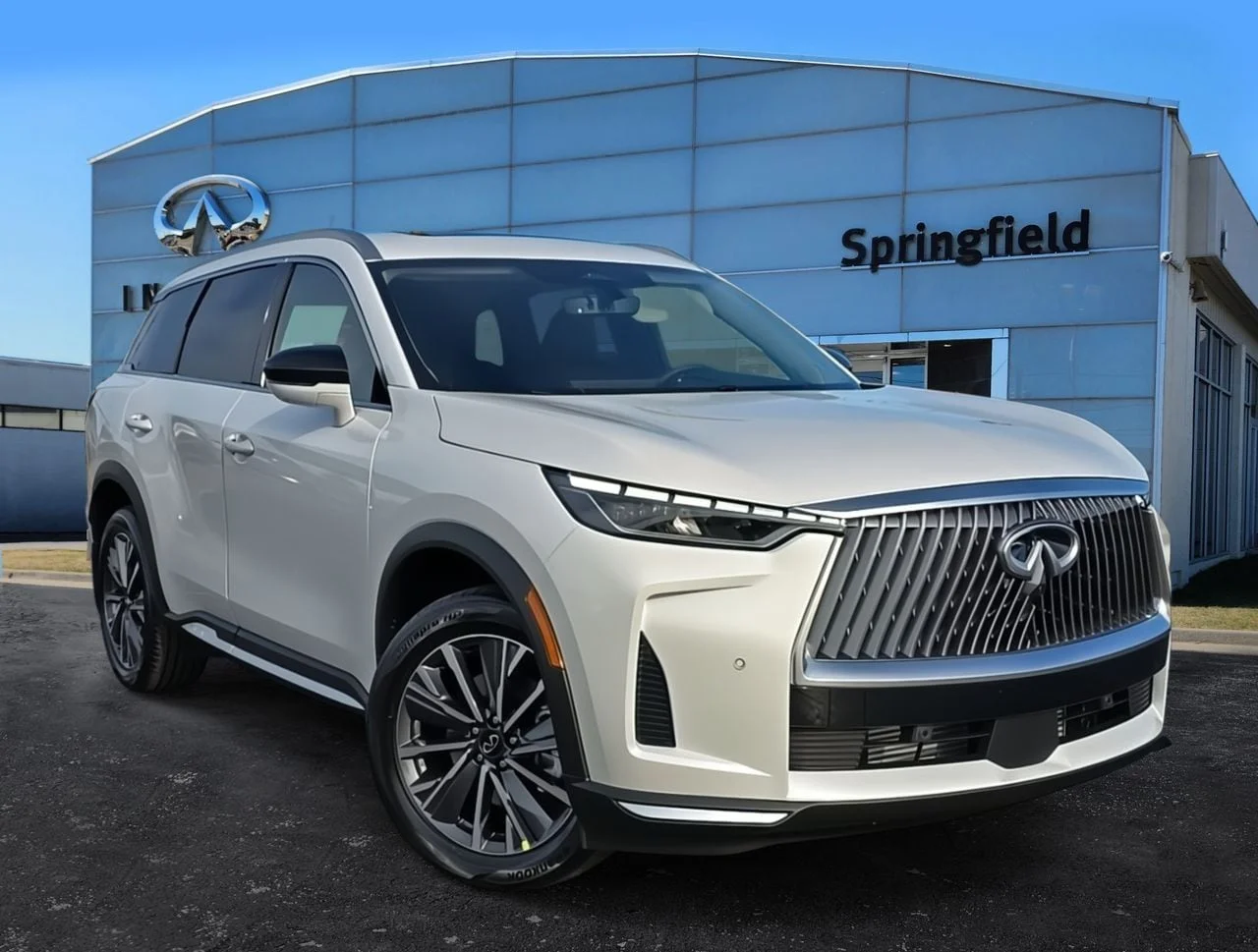 2026 INFINITI QX60 LUXE AWD's photo