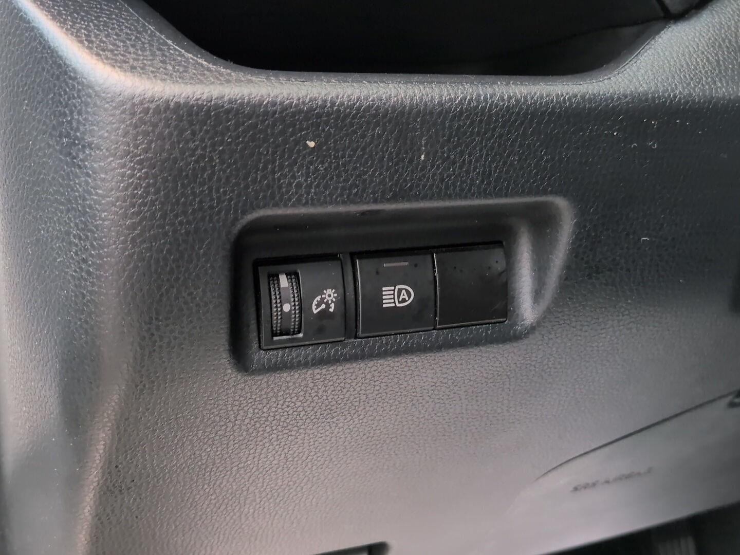 Used 2024 Ice Cap Toyota LE image 12