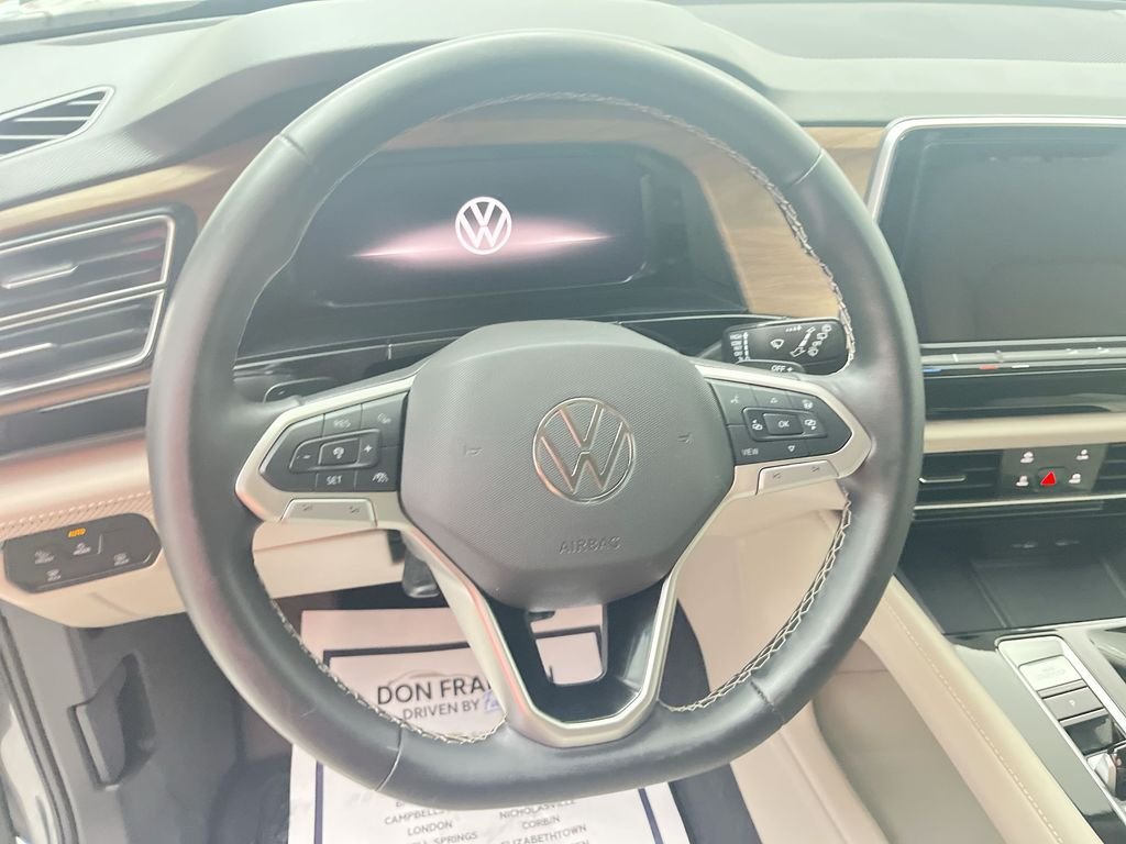 2024 Volkswagen Atlas SE w/Tech - Photo 18