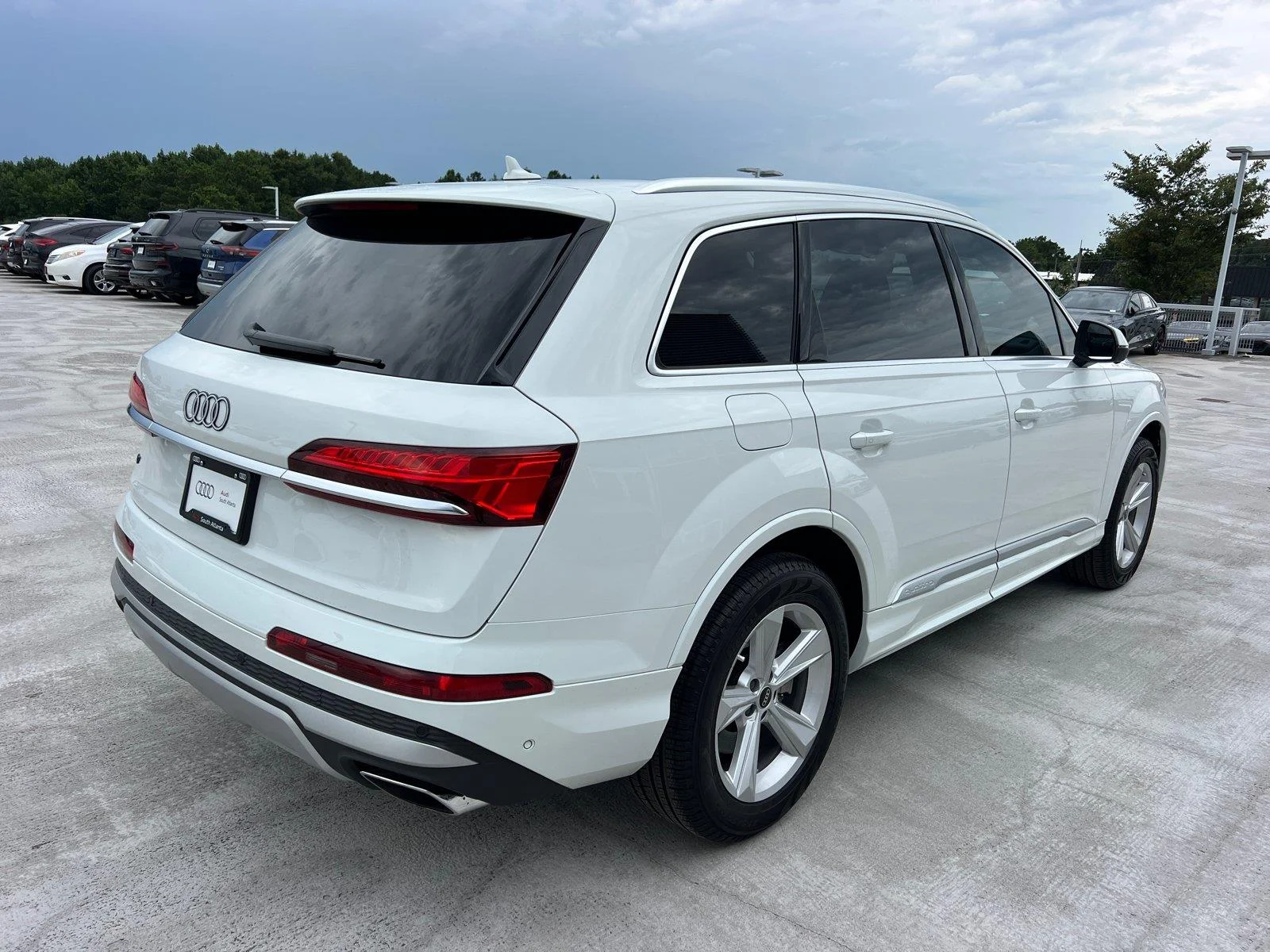 Certified Used 2025 Carrara White Audi Premium image 5