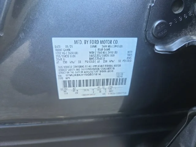 Used 2025 Gray Ford ST-Line image 32