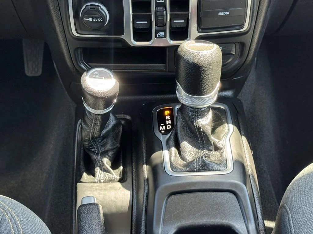 Used 2025 Black Jeep Nighthawk image 20