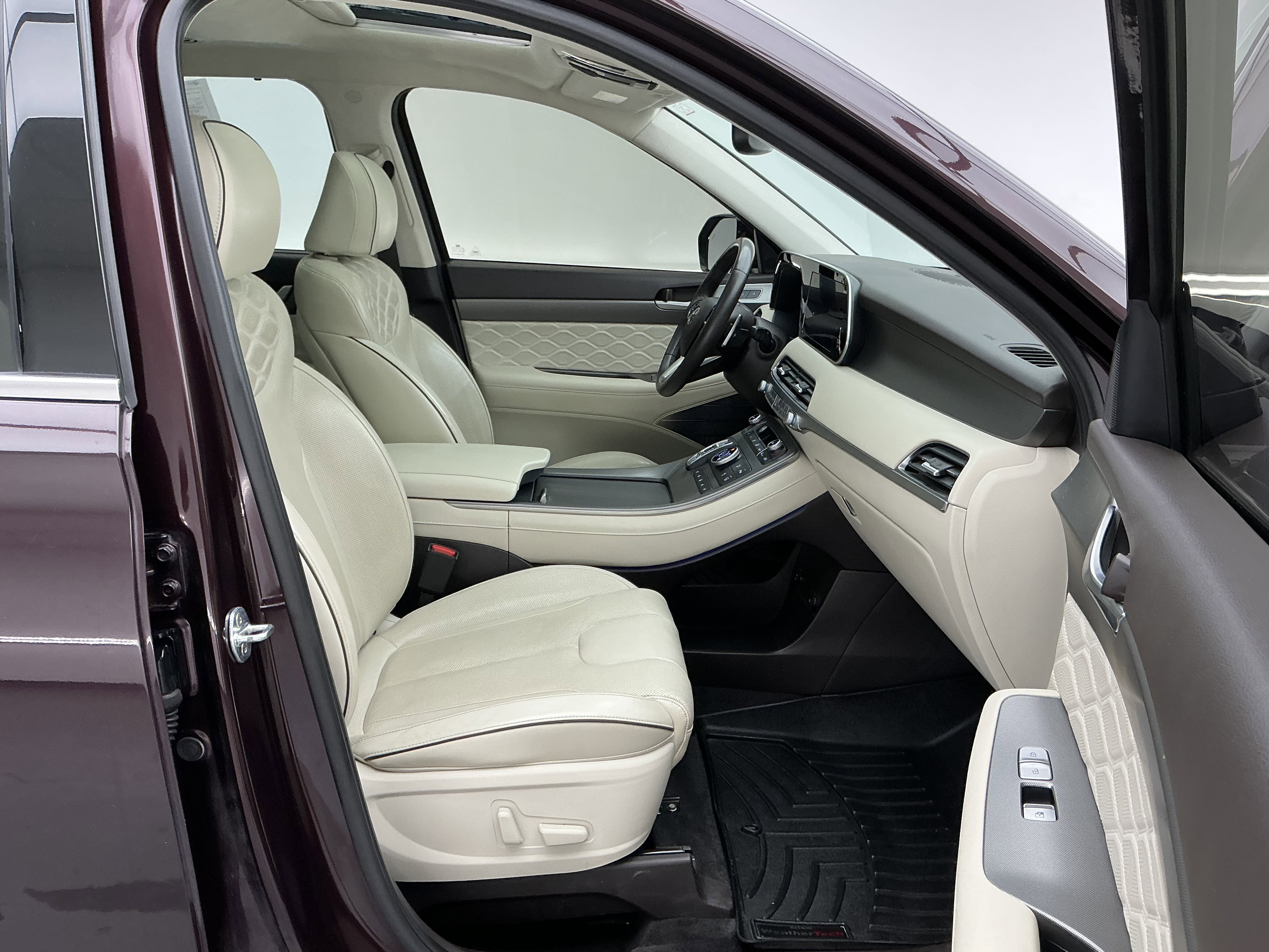 Certified Used 2020 Sierra Burgundy Hyundai Limited image 27