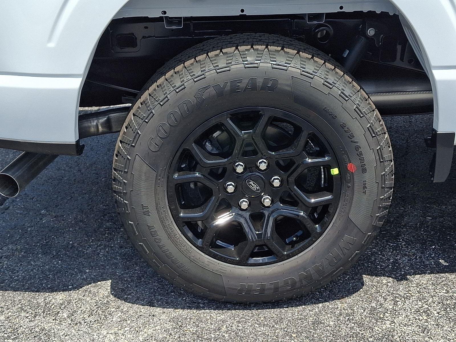 New 2026 Oxford White Ford XLT image 5
