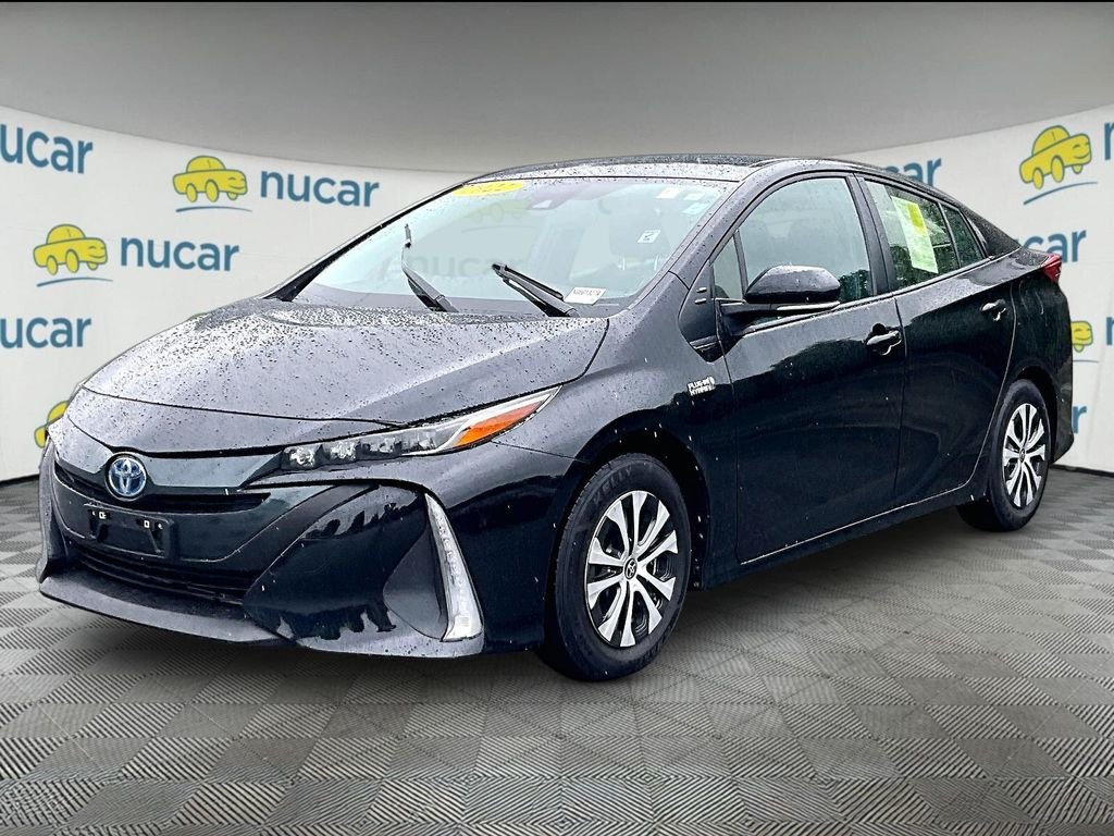 Used 2022 Black Toyota XLE image 3