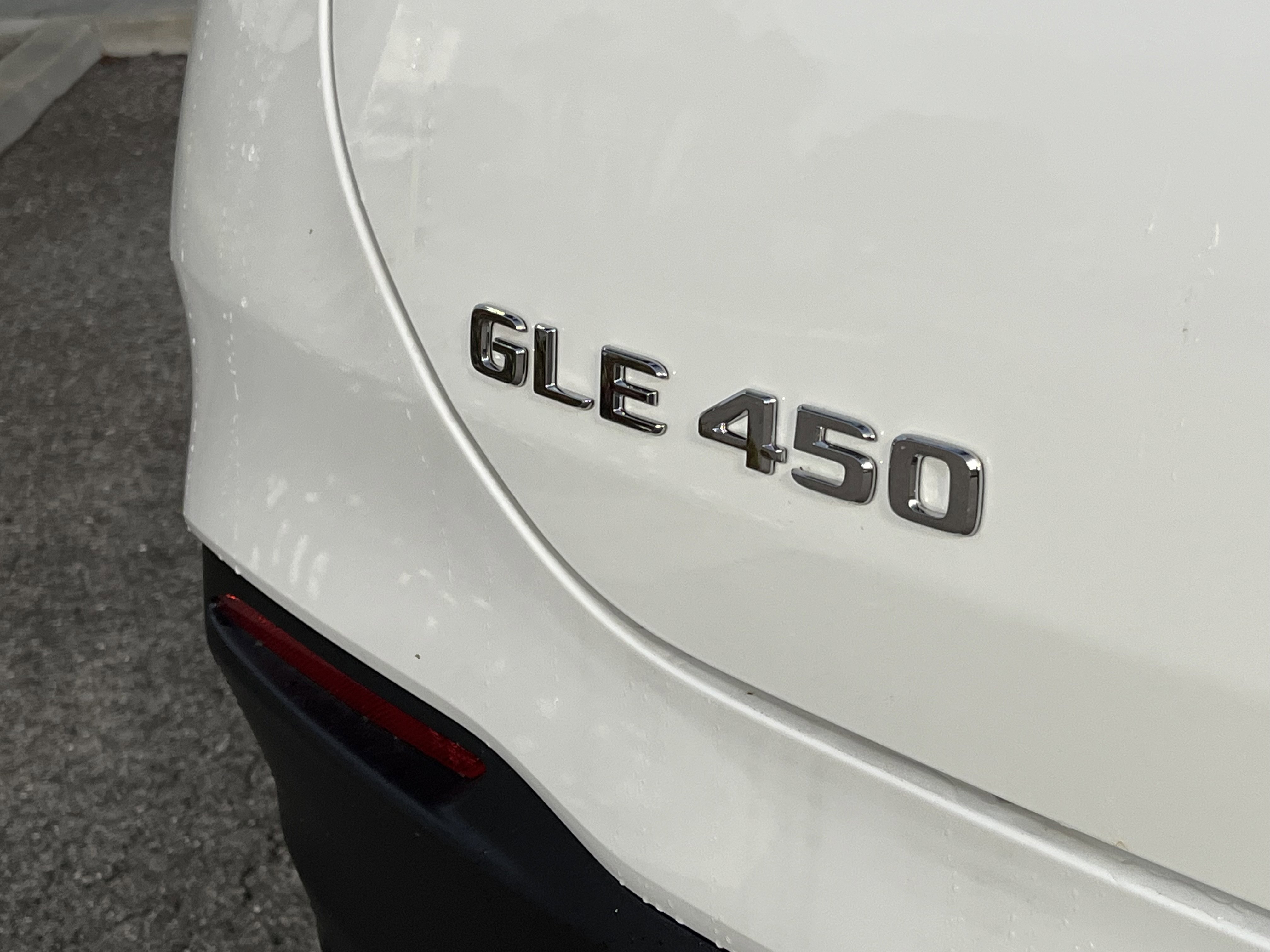 New 2026 MOONLIGHT WHITE Mercedes-Benz GLE 450 image 6