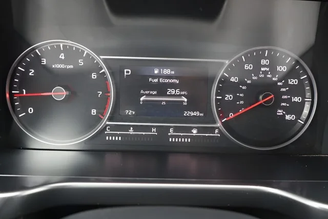 Used 2023 Glacial White Pearl Kia S image 28