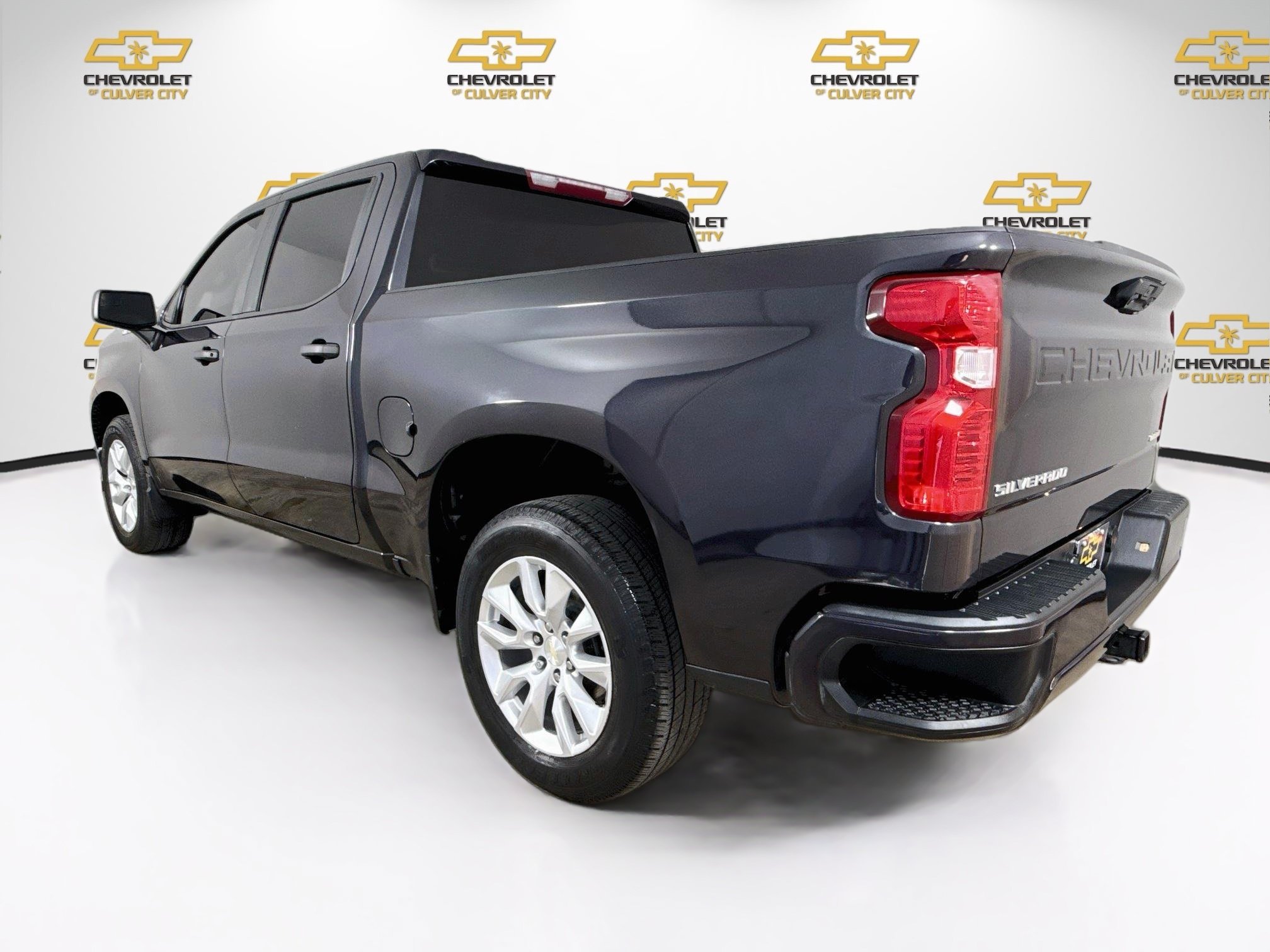 Used 2022 DARK ASH METALLIC Chevrolet Custom image 6