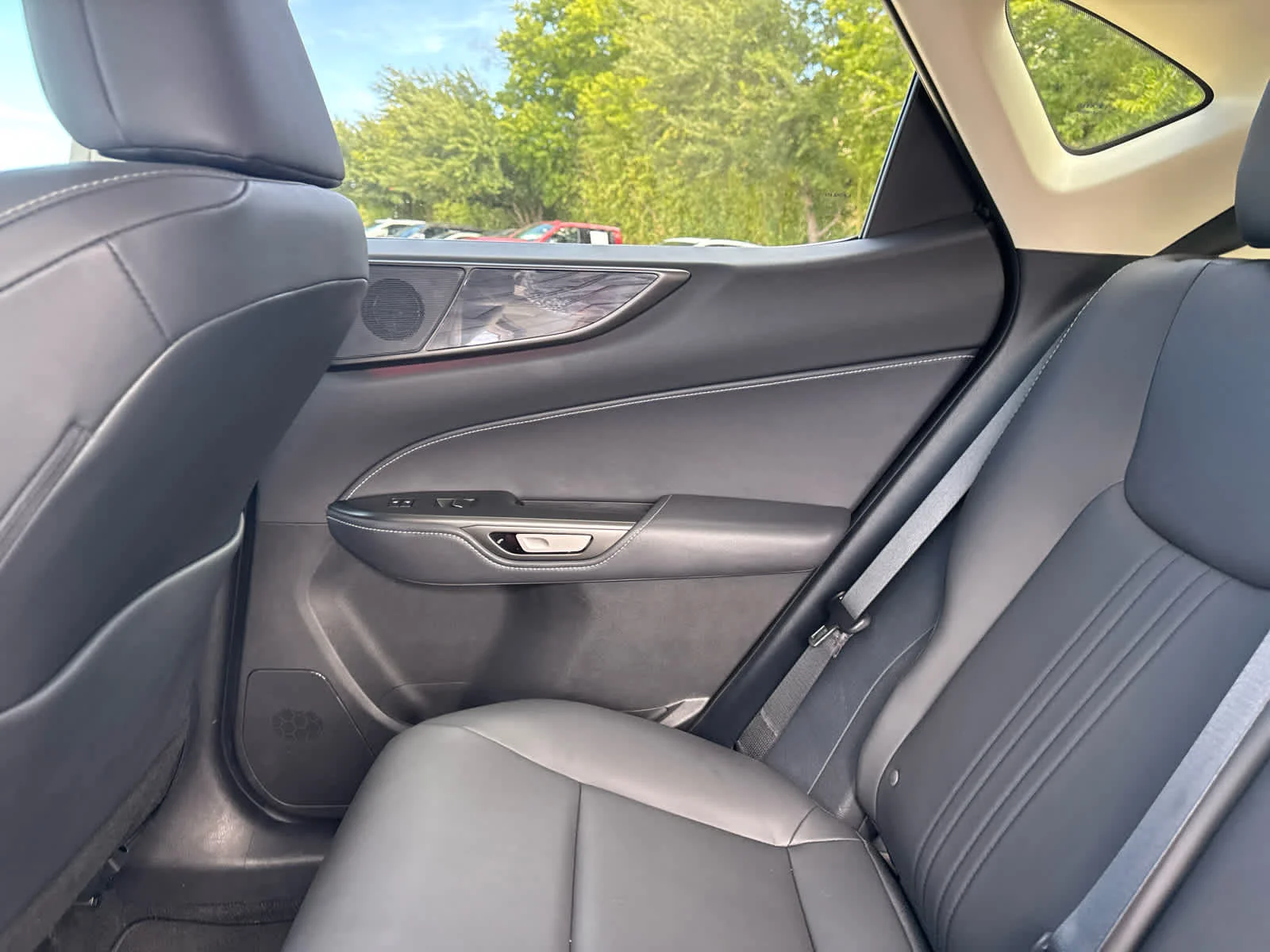 Certified Used 2025 Eminent White Pearl Lexus Premium image 20