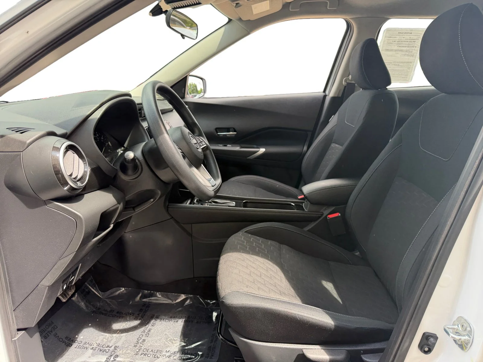 Used 2024 Aspen White Tricoat/Super Black Nissan SV image 8