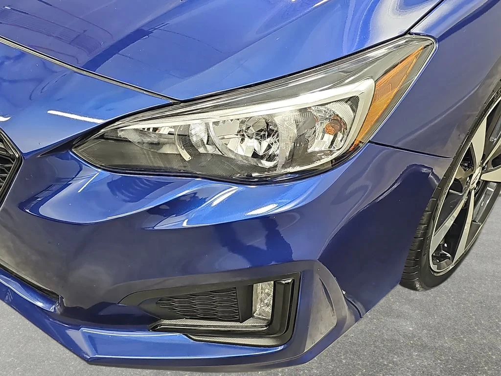 Used 2018 Blue Subaru 2.0i Sport image 32