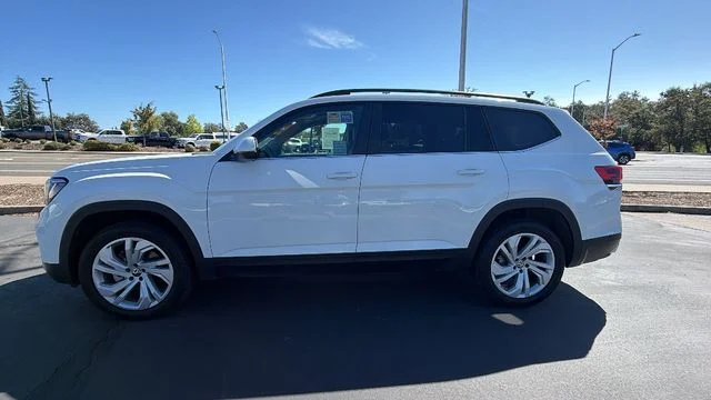 Used 2023 White Volkswagen 3.6L V6 SE w/Technology image 7