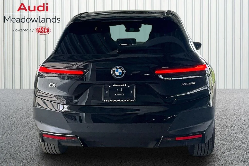 Used 2025 Black BMW xDrive50 image 5