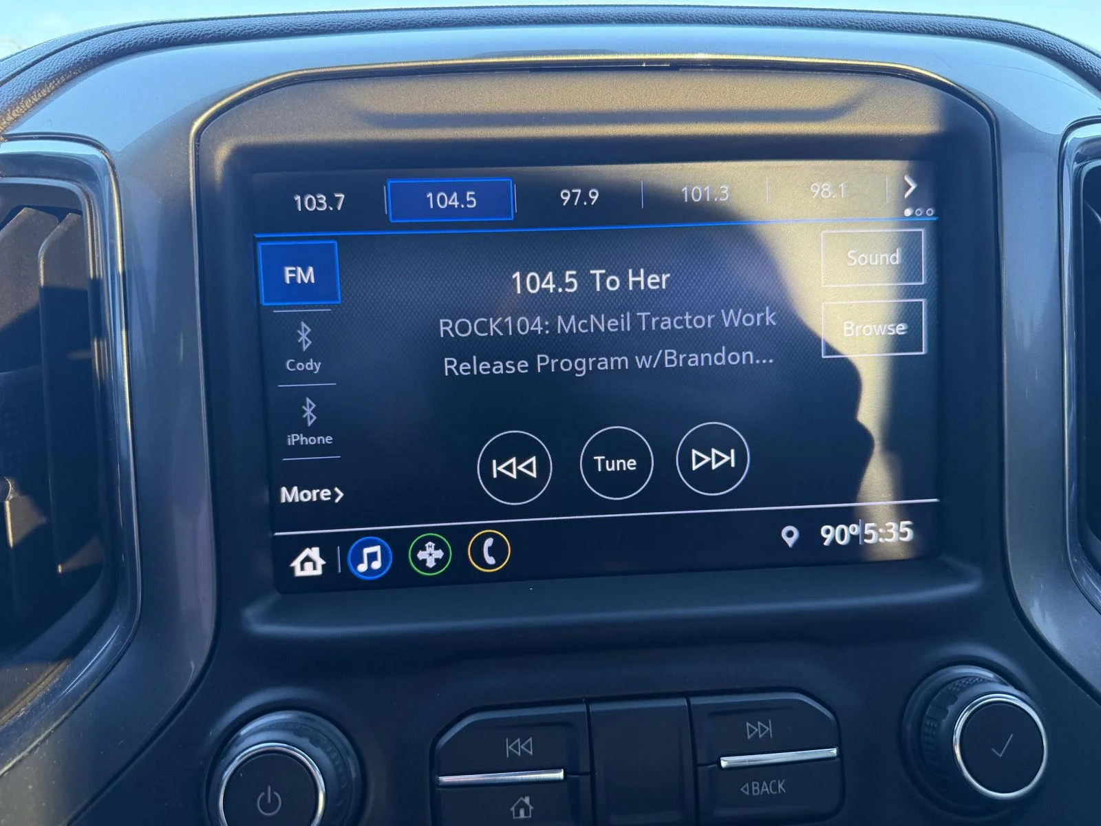 Used 2020 Summit White Chevrolet LT image 12