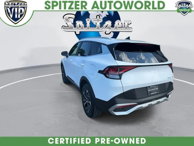 Used 2023 White Kia EX image 7