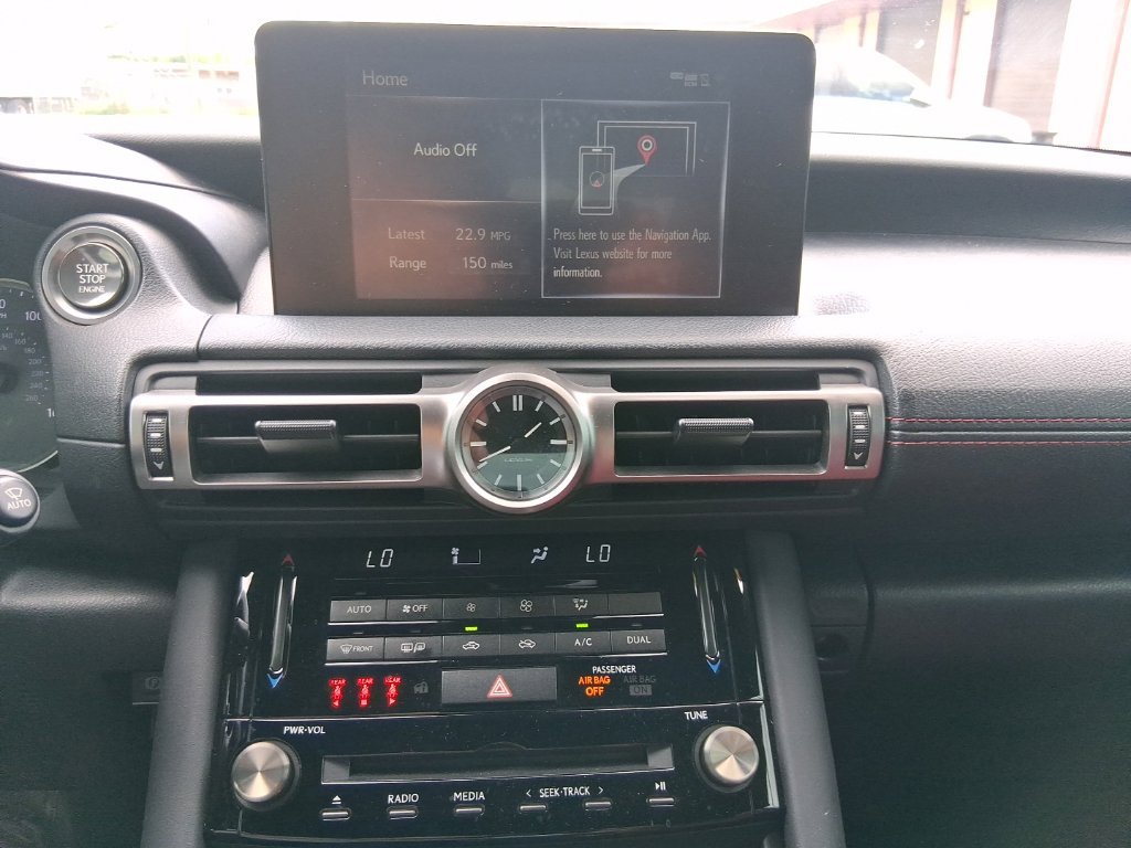 2021 Lexus IS 300 - Photo 24