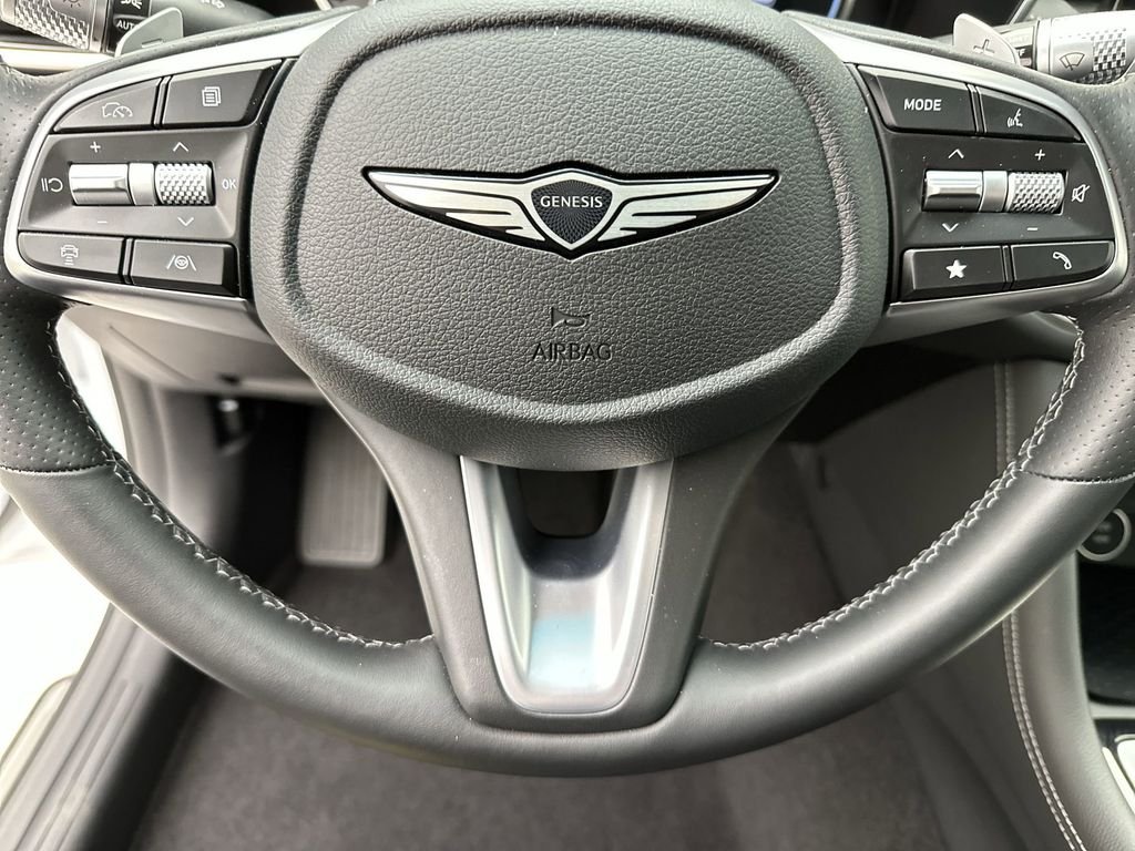 2026 GENESIS G70 Standard - Photo 14