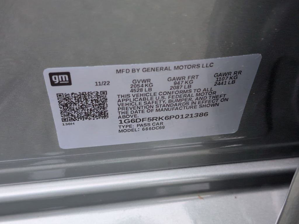 Used 2023 Silver Cadillac Premium Luxury image 31