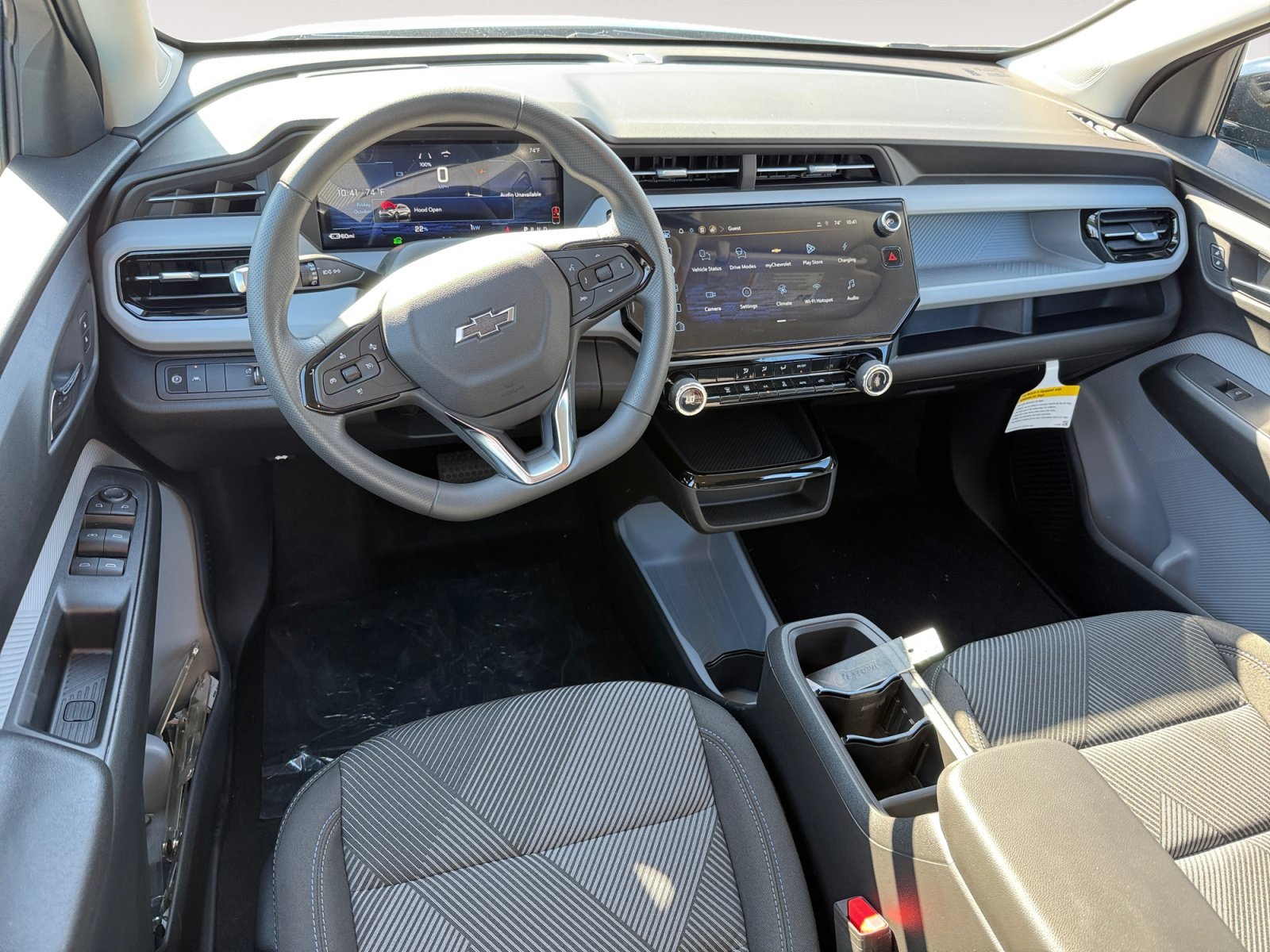 2027 Chevrolet Bolt LT - Photo 15