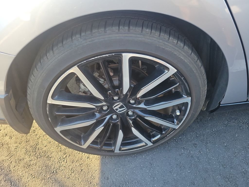 2023 Honda Accord Hybrid Touring - Photo 12
