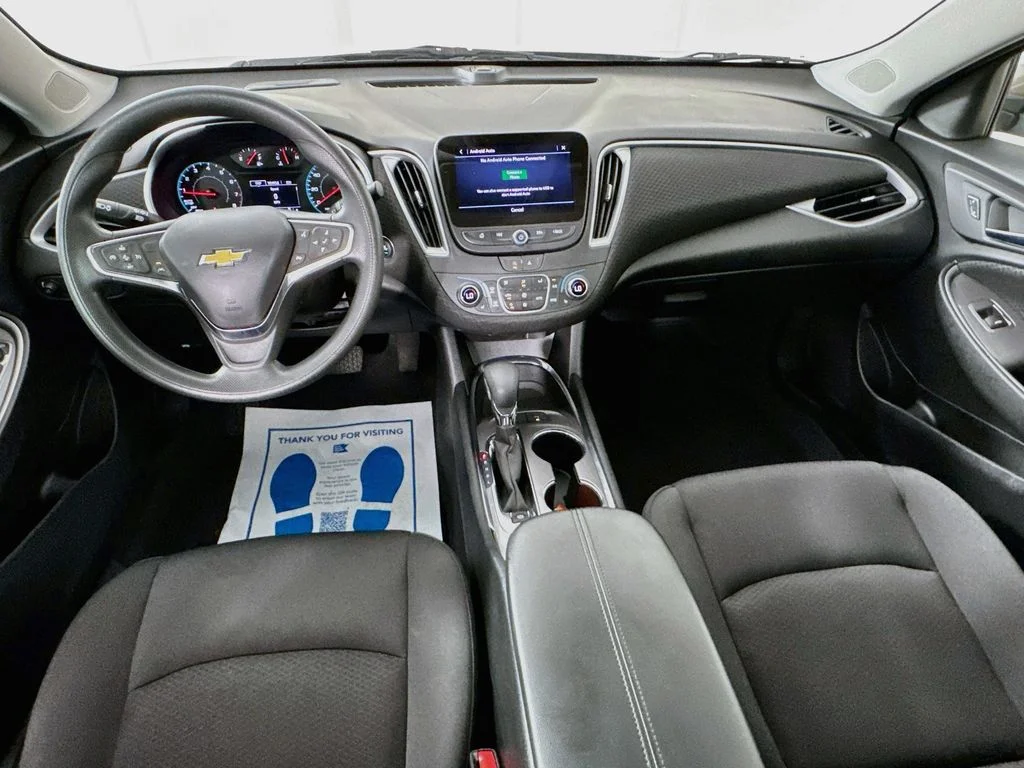 Used 2025 Gray Chevrolet LT image 26