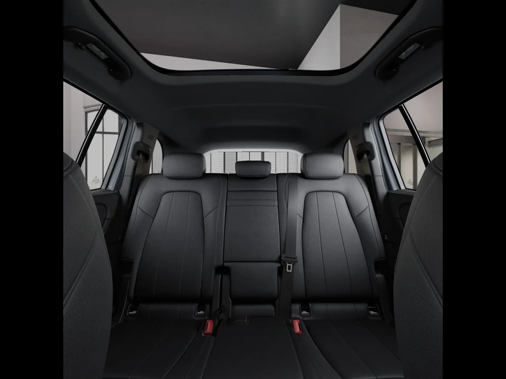 New 2026 Cirrus Silver Metallic Mercedes-Benz GLB 250 image 44