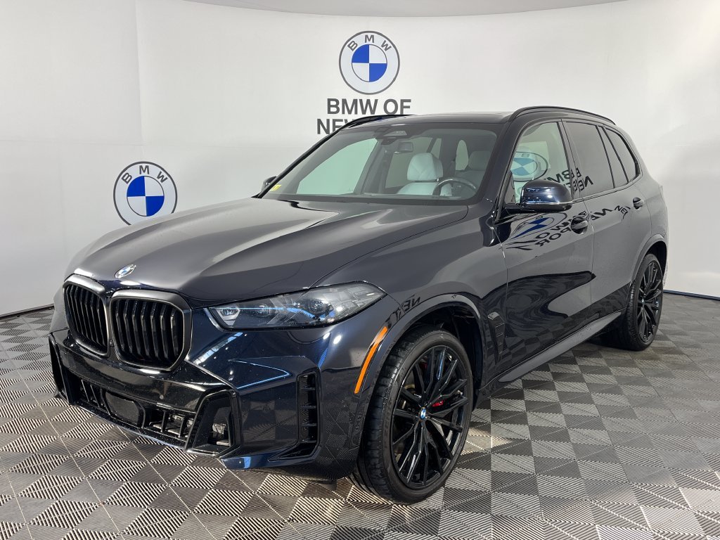 Used 2025 Black BMW xDrive40i image 3