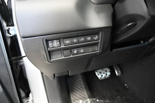 2026 Toyota Tundra Limited - Photo 28