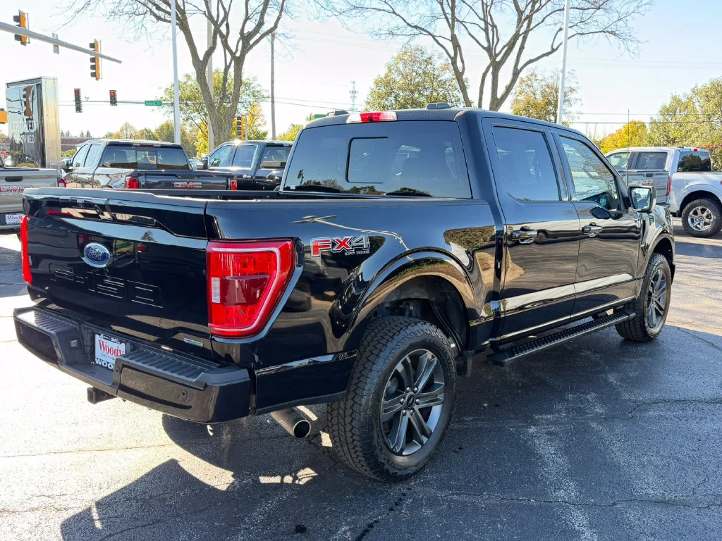 2023 Ford F-150 XLT - Photo 9