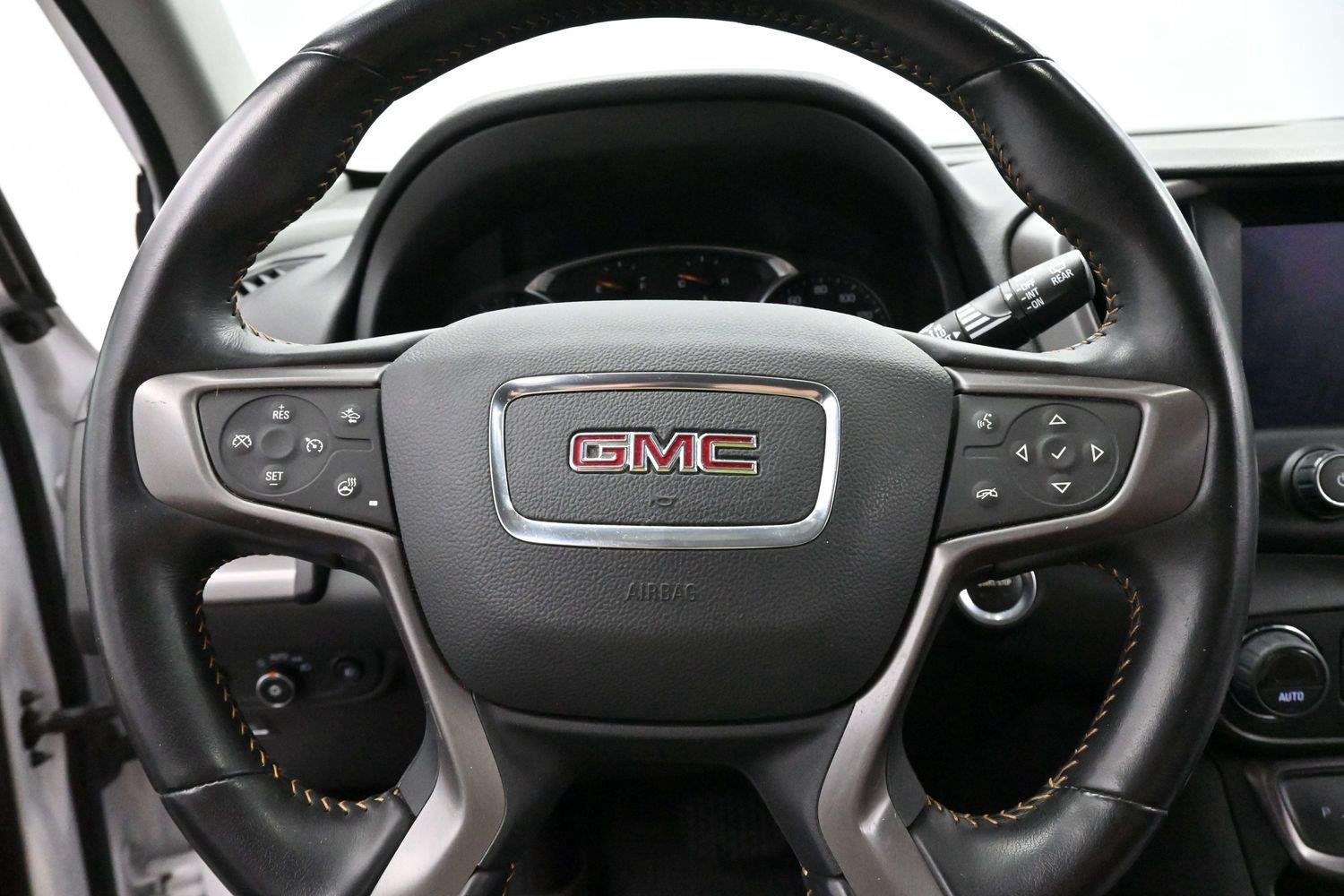 Used 2022 Summit White GMC AT4 image 19
