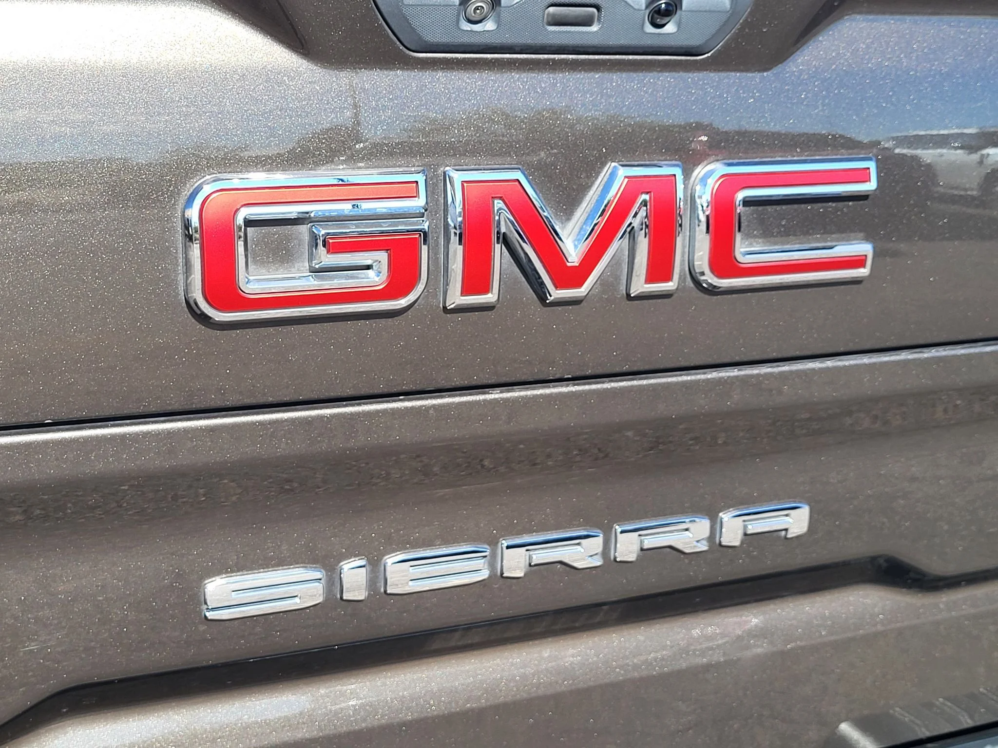 Used 2020 SMOKEY QUARTZ METALLIC GMC SLT image 8