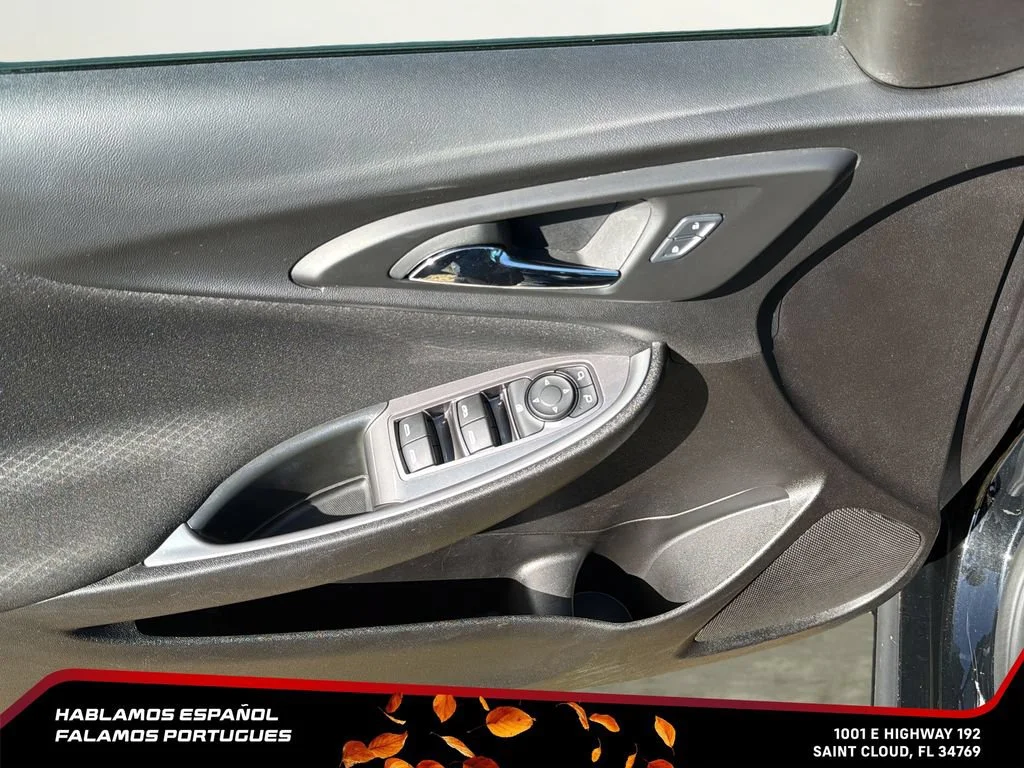 Used 2025 Mosaic Black Metallic Chevrolet 1LT image 12