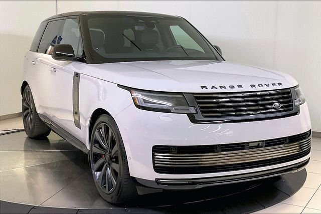 Certified Used 2026 Gray Land Rover SV image 15